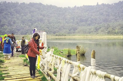 khecheopalri lakes