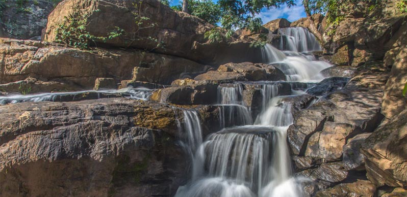 khangchendzonga waterfall