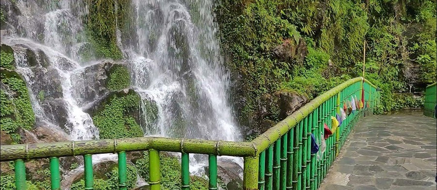 Bakthang Waterfall, Sikkim: Nature's Cascading Elegance